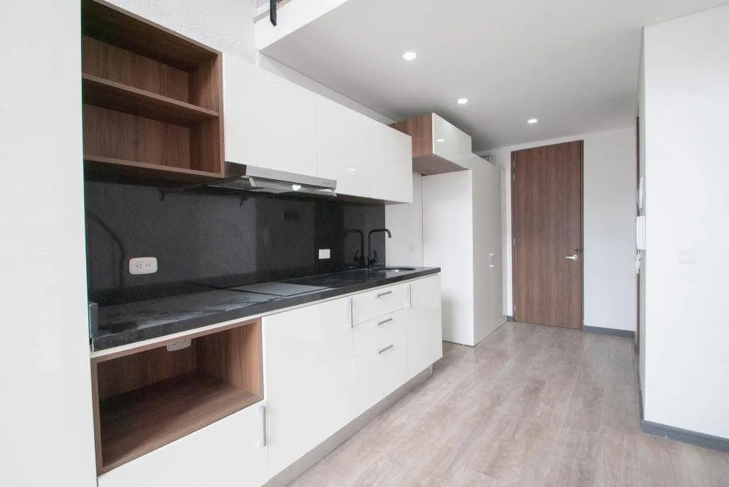 Remodelación de cocina entregada por Grupo Solinpro